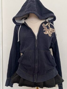 American Eagle Outfitters Sweatshirt with Navy Label and Tan Trim